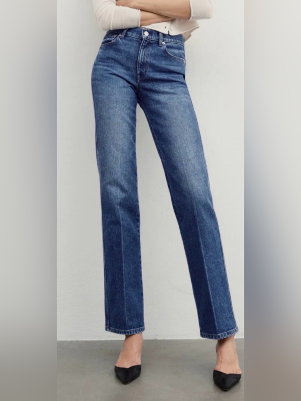 AYR The Legend Jeans Women’s Size 33 Long Straight Leg Russel Wash Medium Blue